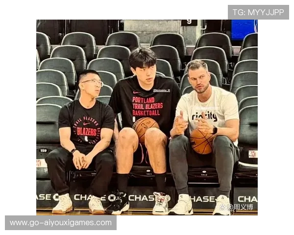 一脸惆怅！杨瀚森彻底遭弃，替补群击溃开拓者：小杨仅剩1丝机会