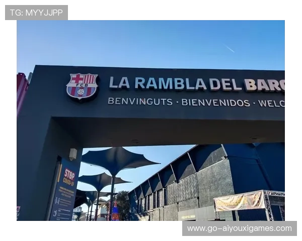 巴萨新援首秀传射建功,诺坎普欢声雷动,巴萨球迷围堵诺坎普 巴萨新援首秀传射建功,诺坎普欢声雷动,巴萨球迷围堵诺坎普